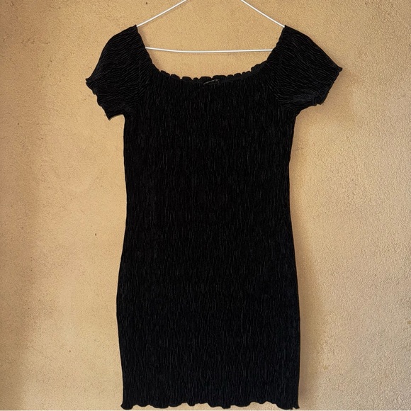 popular 21 Dresses & Skirts - Black velvet Mini Dress